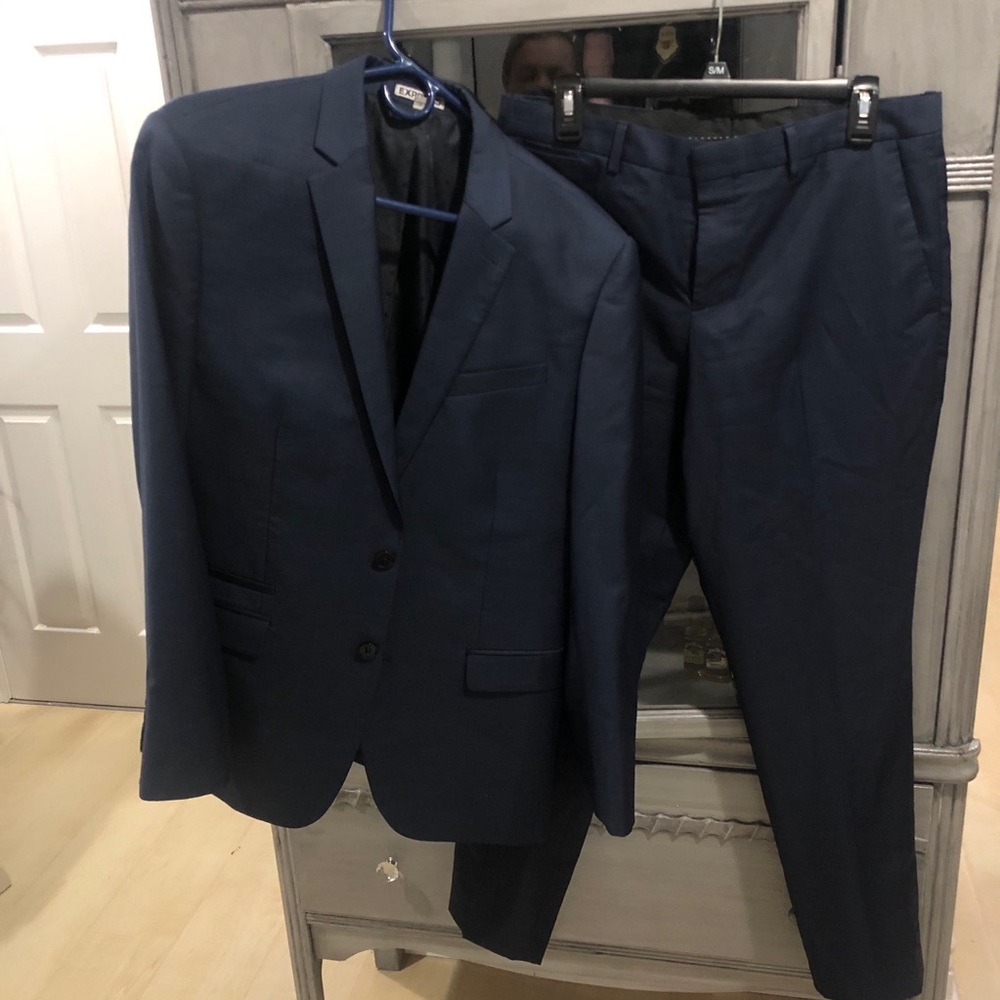 Express Suit